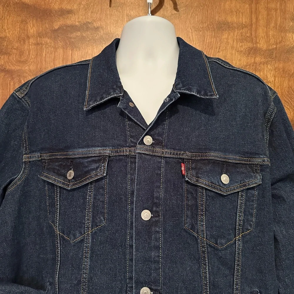 Levi's Long Sleeve Denim Trucker Jacket Mens XL Dark Blue Jean Cotton Pockets